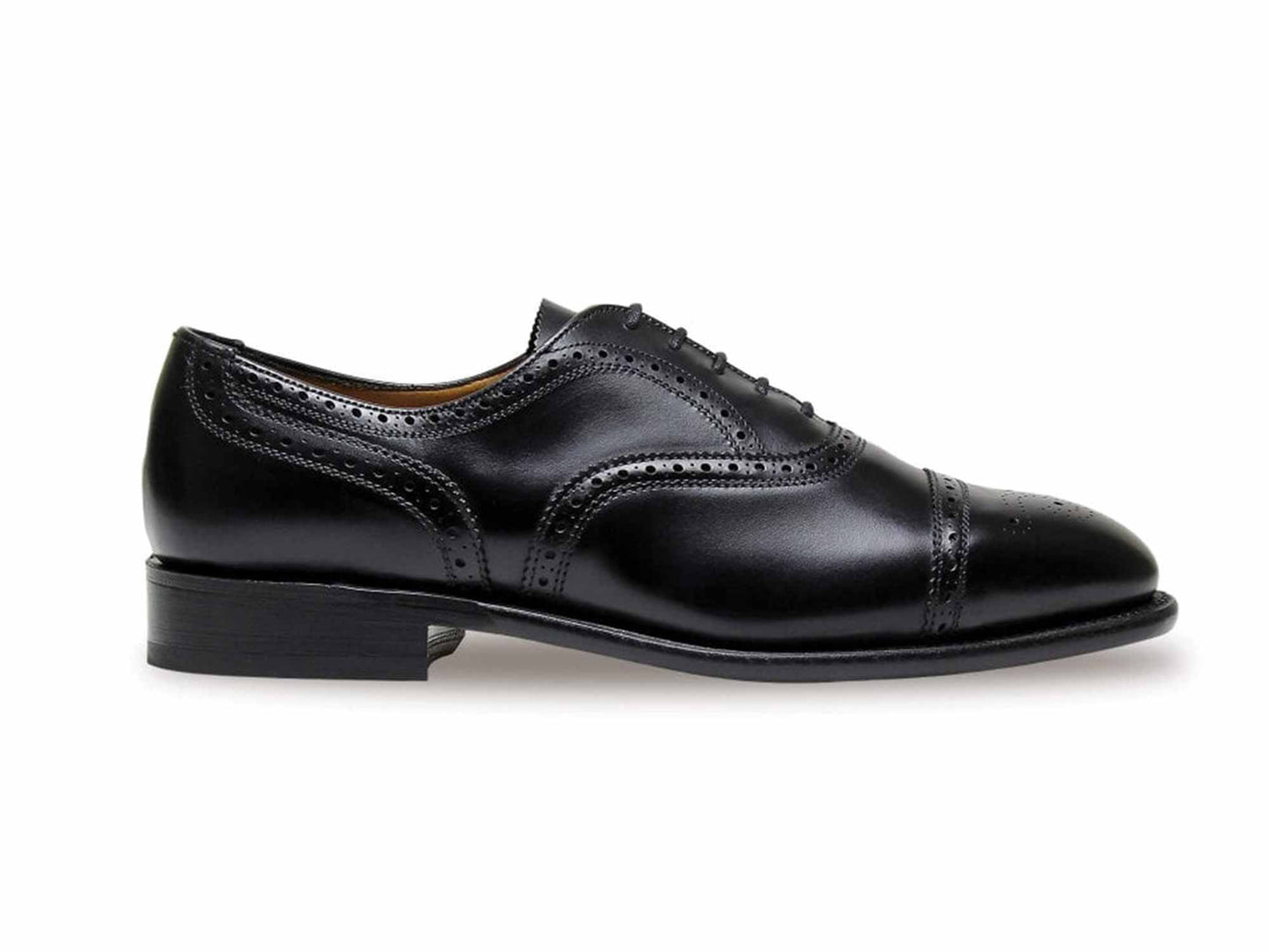 The MOORGATE Mens Black Calf Half Brogue by Sanders is shown on a white background, featuring black leather with decorative broguing, low heel, calf uppers, lace-up design, and a lightly polished finish. This expertly bench-made shoe is crafted in England by Sanders.