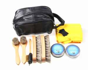 Beeswax Shoe Shine Kit in Leather Bag