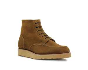 Wilson mens tan suede casual boot wih rubber sole