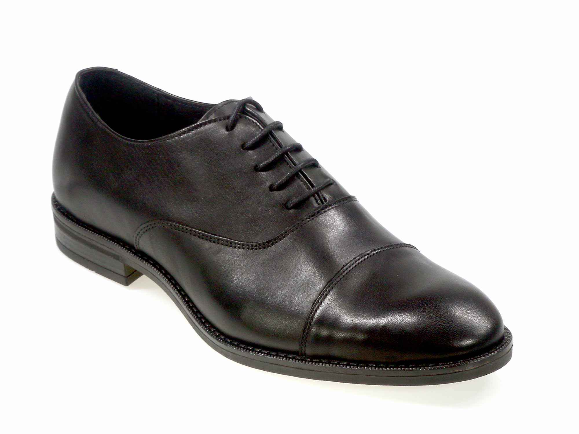 Upgrade Your Style with FALMOUTH Men's Black Calf Oxford Shoes!